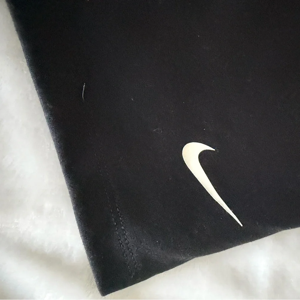 Nike Women's Black Bike Shorts - Picture 7 of 10